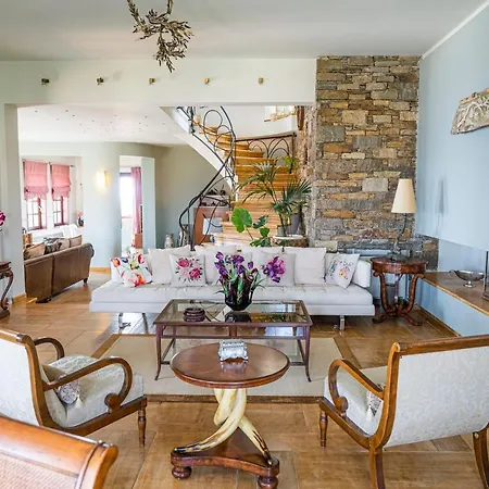 Selini Villa Kouroupi